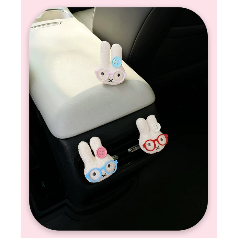 Cute Rabbit with Glasses Car A - Car Air Freshener Vent recension och pris